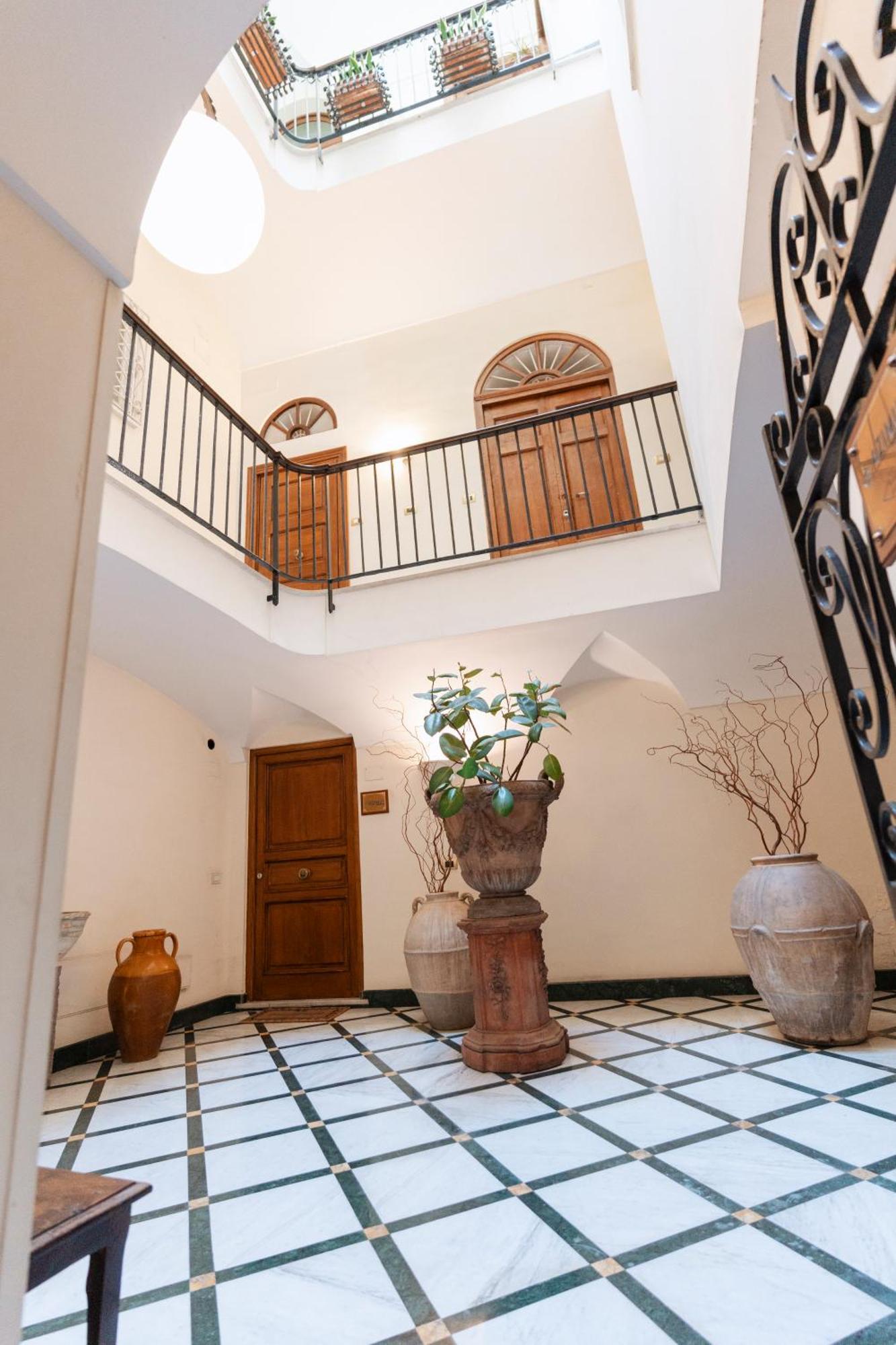 Piazza Tasso Suite Sorrente Extérieur photo