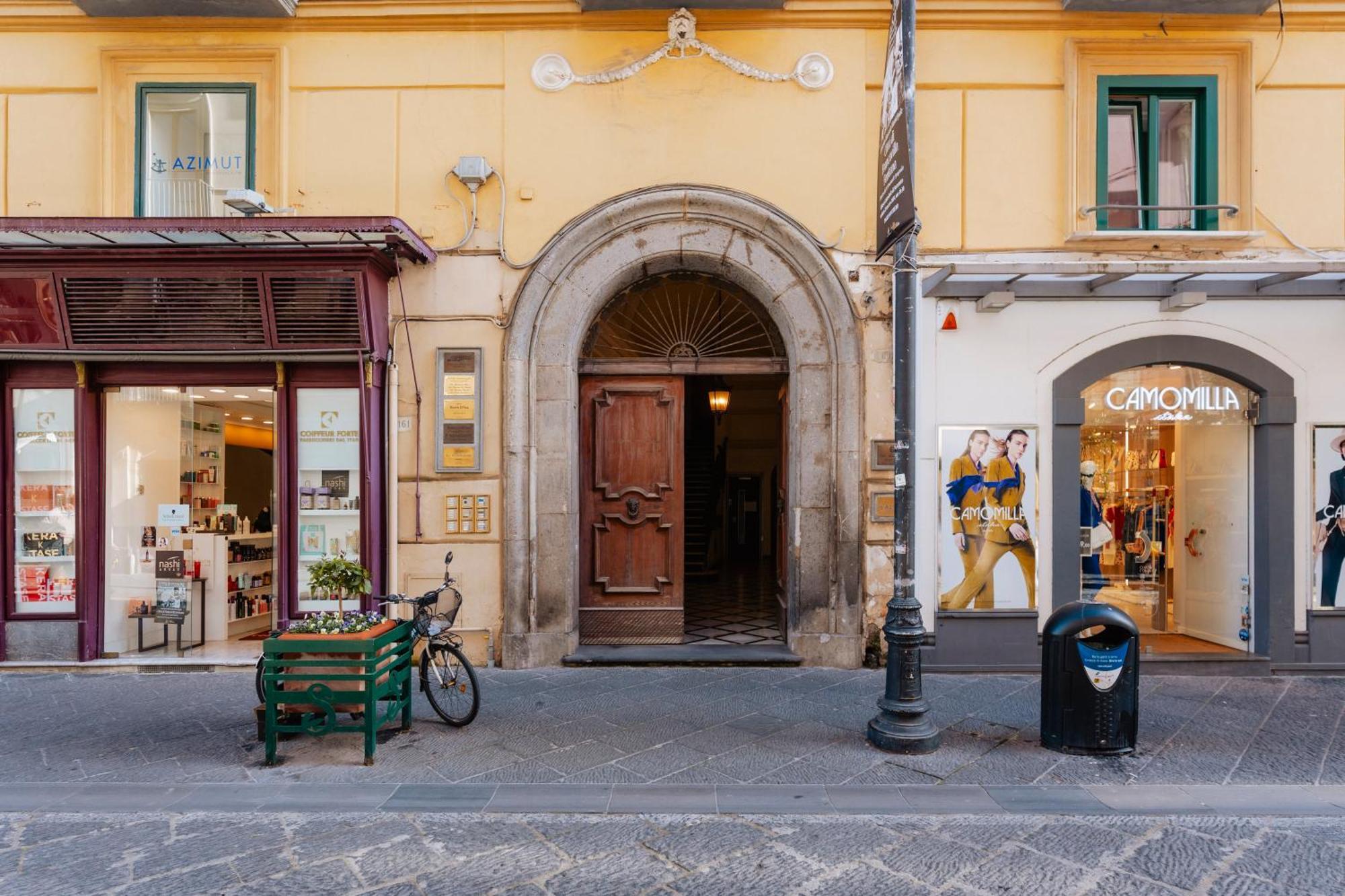 Piazza Tasso Suite Sorrente Extérieur photo